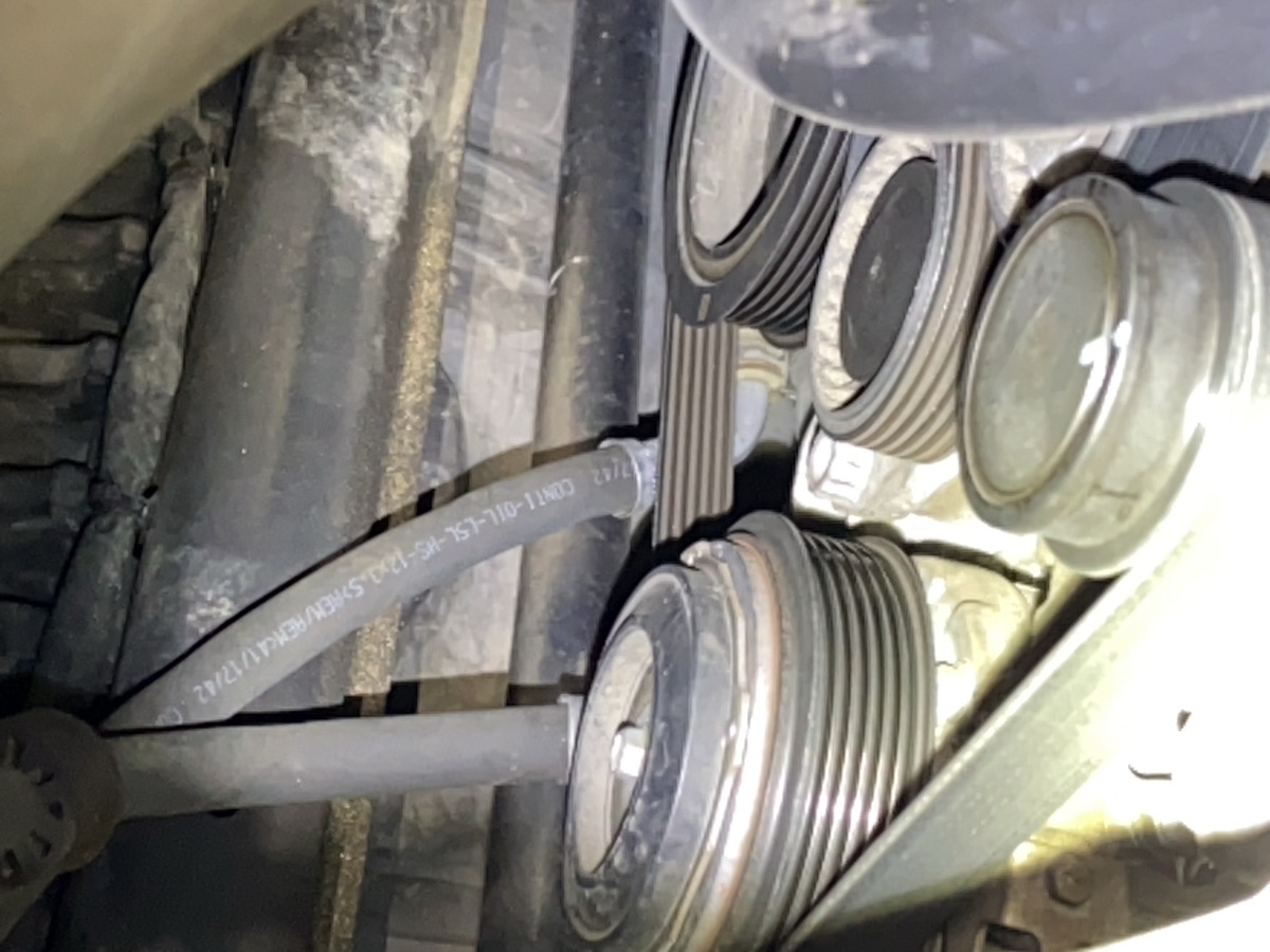 What are the signs of a failing timing chain in a Mercedes?